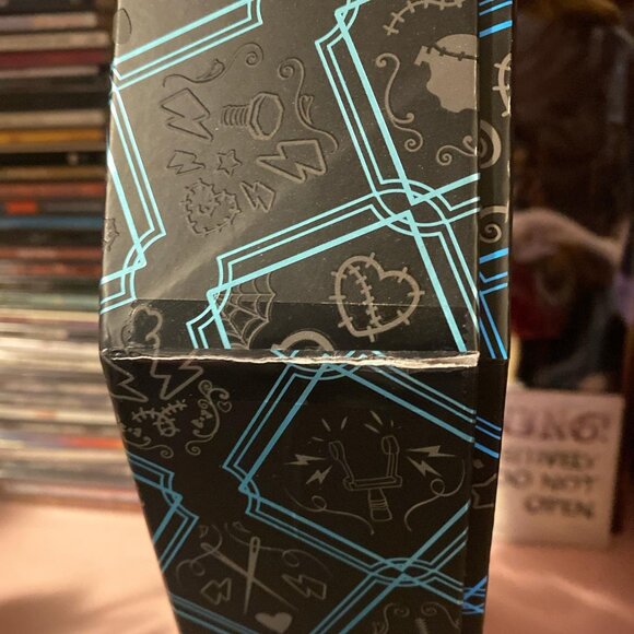 Monster High Haunt Couture Frankie Stein BNIB - Picture 3 of 3